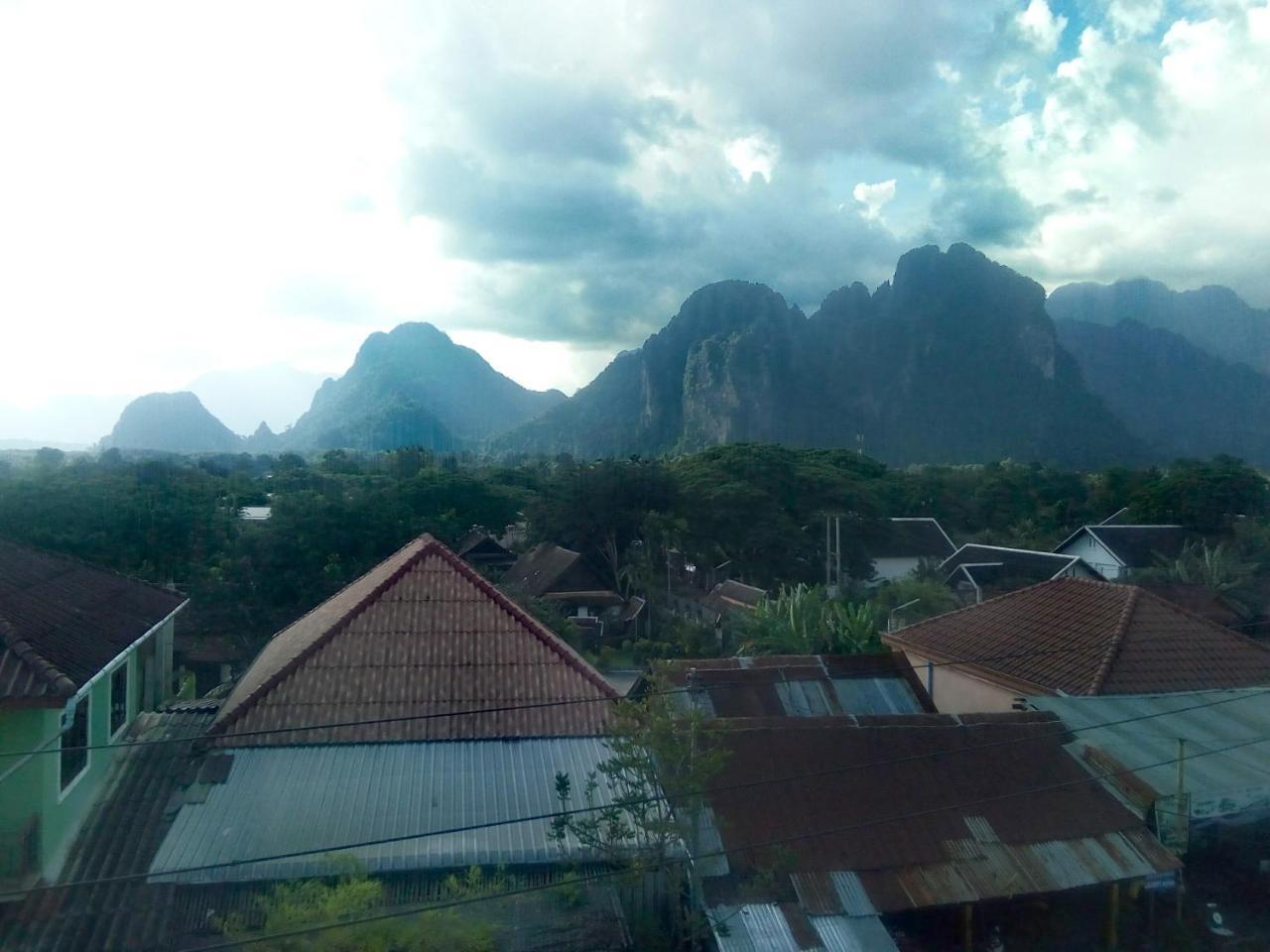 Eden De Vang Vieng Hotel Exterior photo